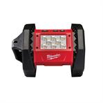 Milwaukee M18 AL פנס LED להארת שטח